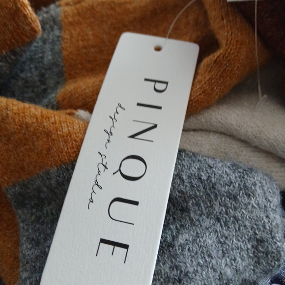 NWT Pinque Top Long Sleeve Color Multi Size Large - Picture 10 of 11